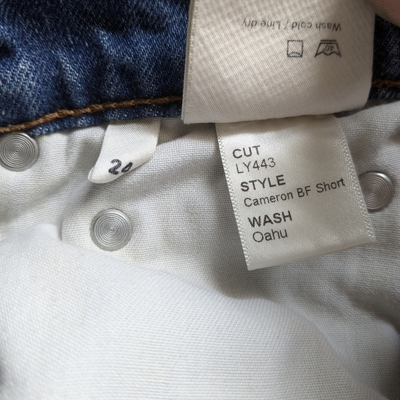 REFORMATION Distrssed Jeans Short Women Size 24 (Run Bigger) Made In USA - Picture 7 of 12